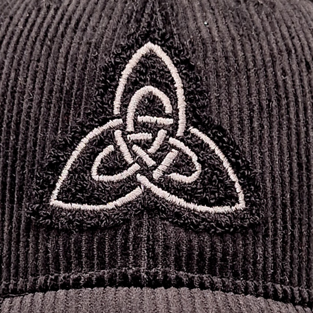 Celtic Knot Cord Baseball Cap in Black
