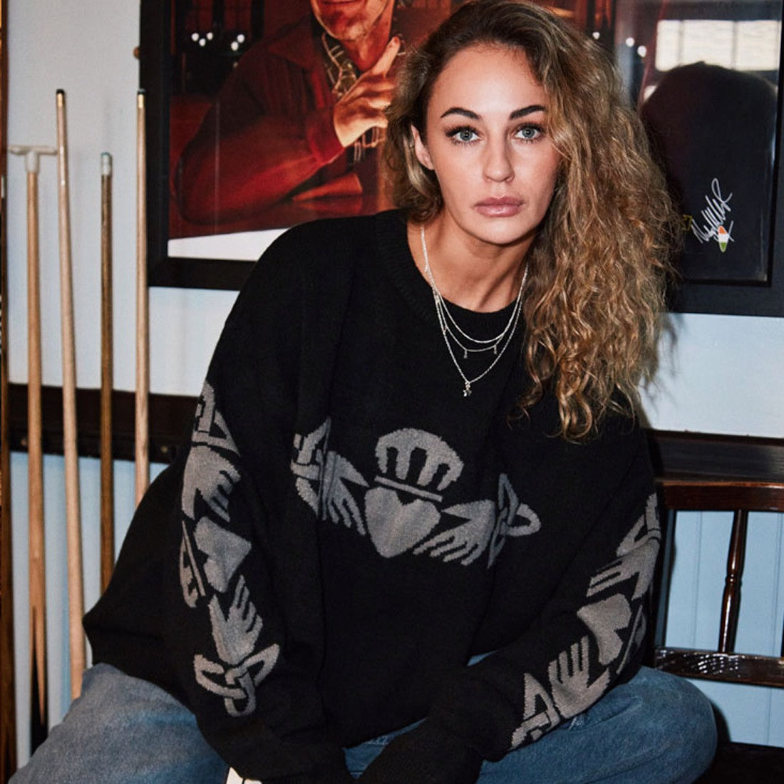 Claddagh Crew Neck Jumper in Black & Grey