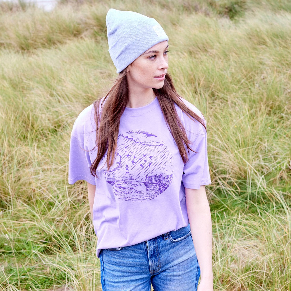 Green Island Lighthouse Sketch Short-sleeve T in Lilac