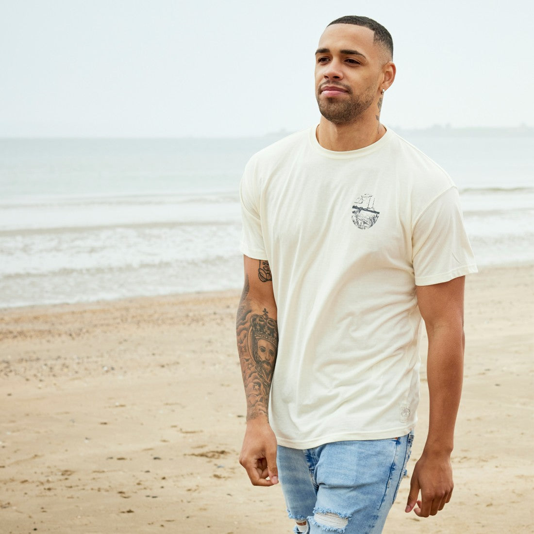 Green Island Poolbeg Sketch Short-sleeve T in Cream