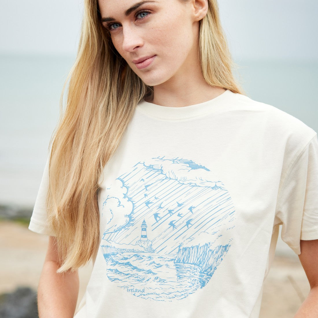 Green Island Light House Sketch Short-sleeve T in Cream