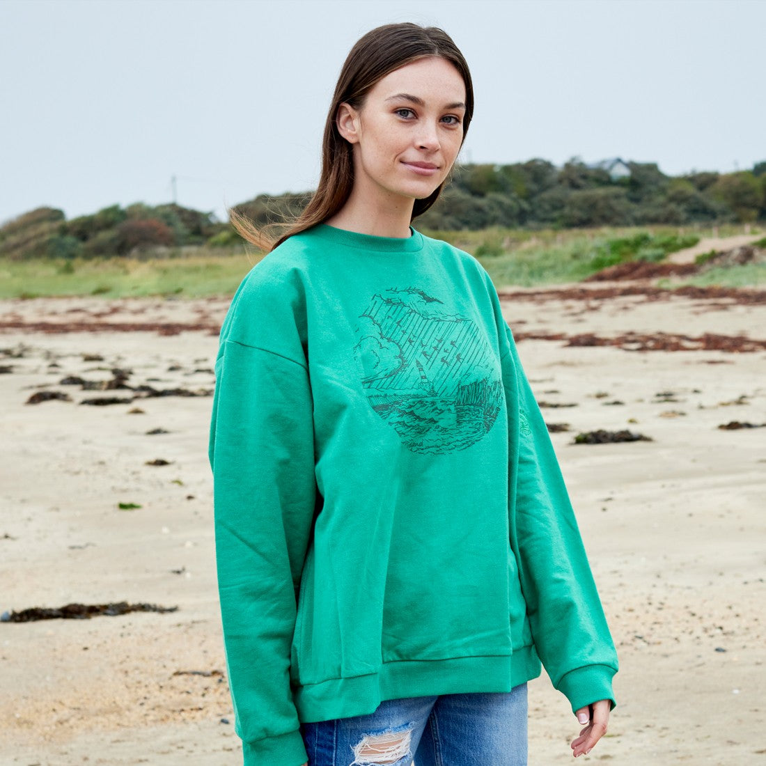 Green Island Lighthouse Sketch Oversized sweat in Emerald