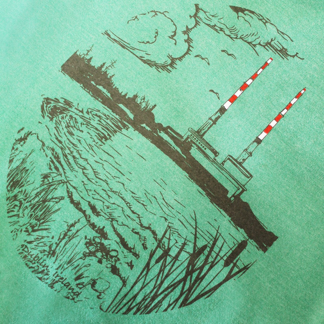 Green Island Poolbeg Sketch Cross Hoodie in Emerald