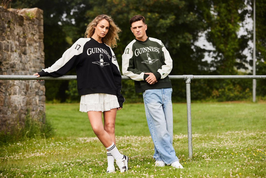 Guinness American Football Toucan Sweatshirt in Black