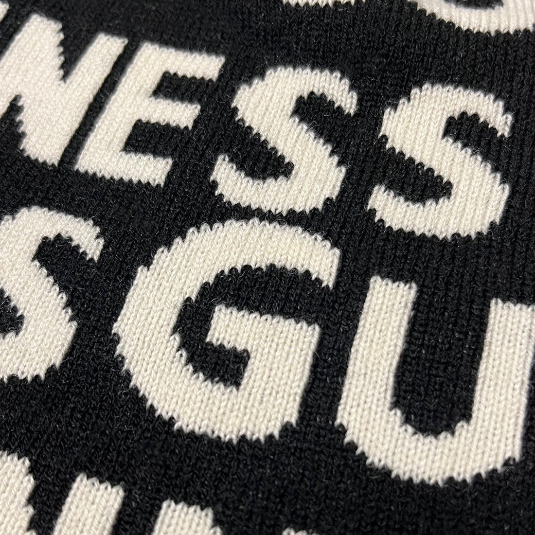 Guinness ‘Chunky Wordmark’ Knit Hat in Black & Cream