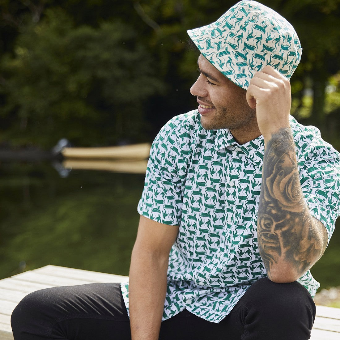 Guinness Harp & Toucan Sun Hat in Spring Green & Cream
