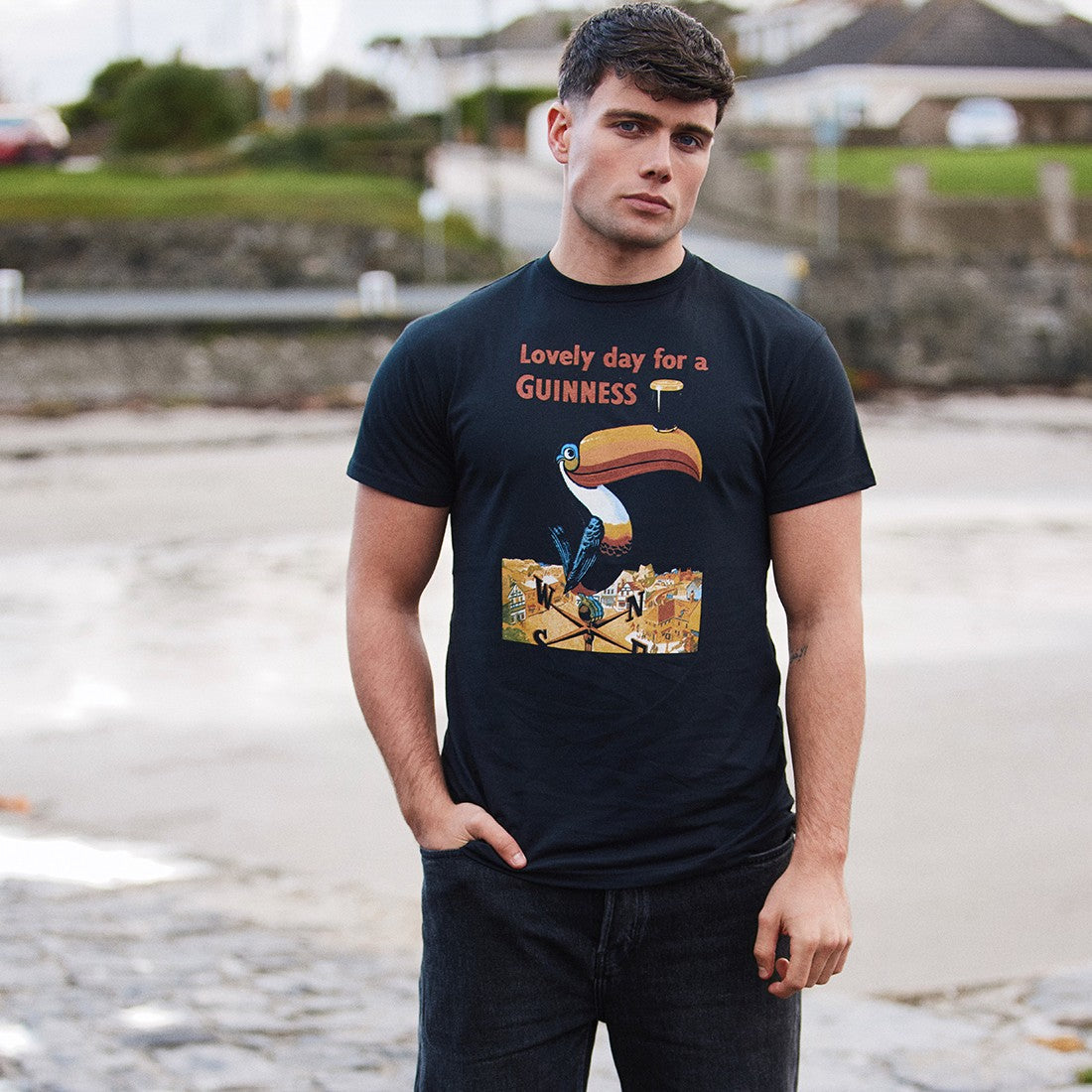 Guinness "Lovely Day" Toucan T-shirt in Black