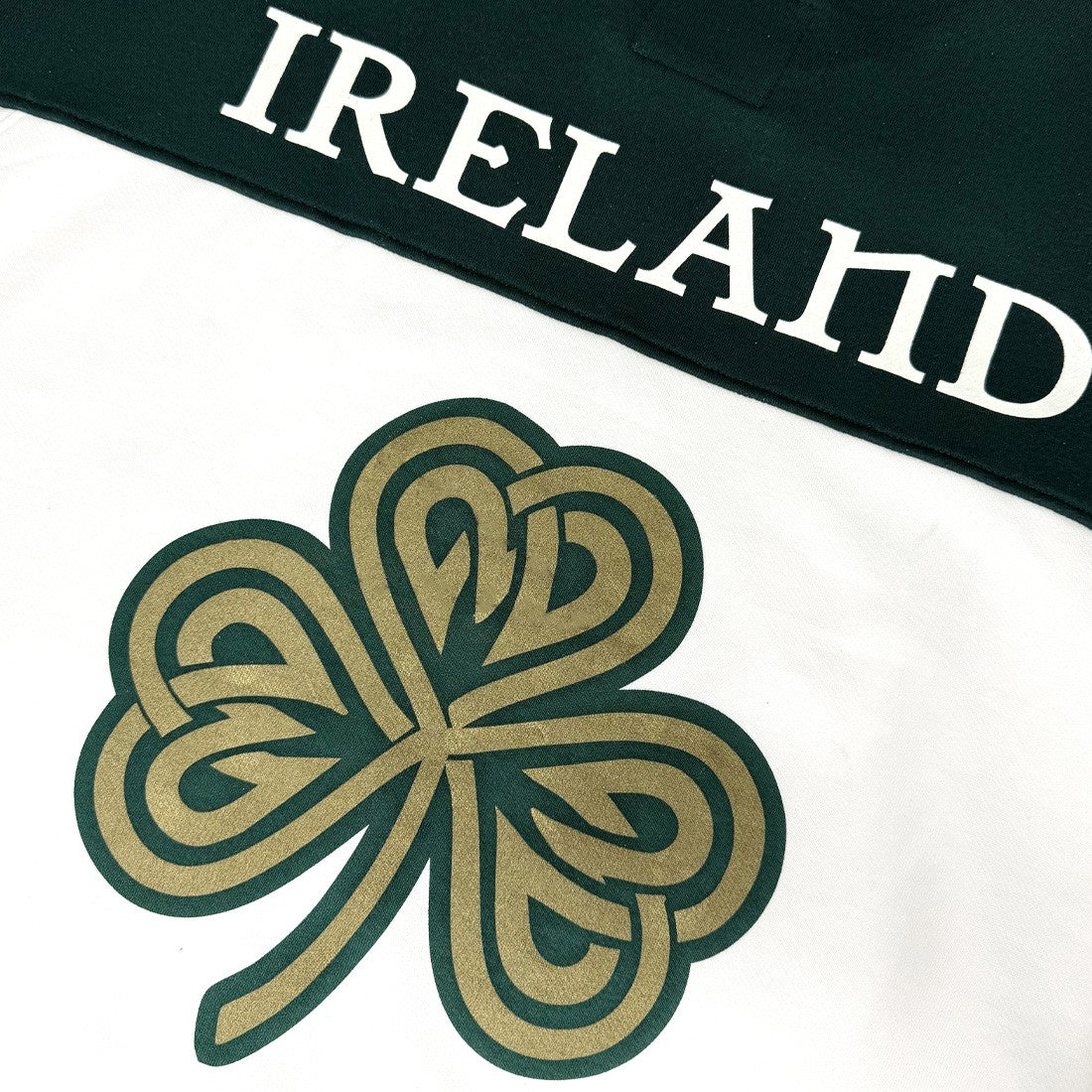 Ireland Crest V-Neck USA Top in Cream & Green