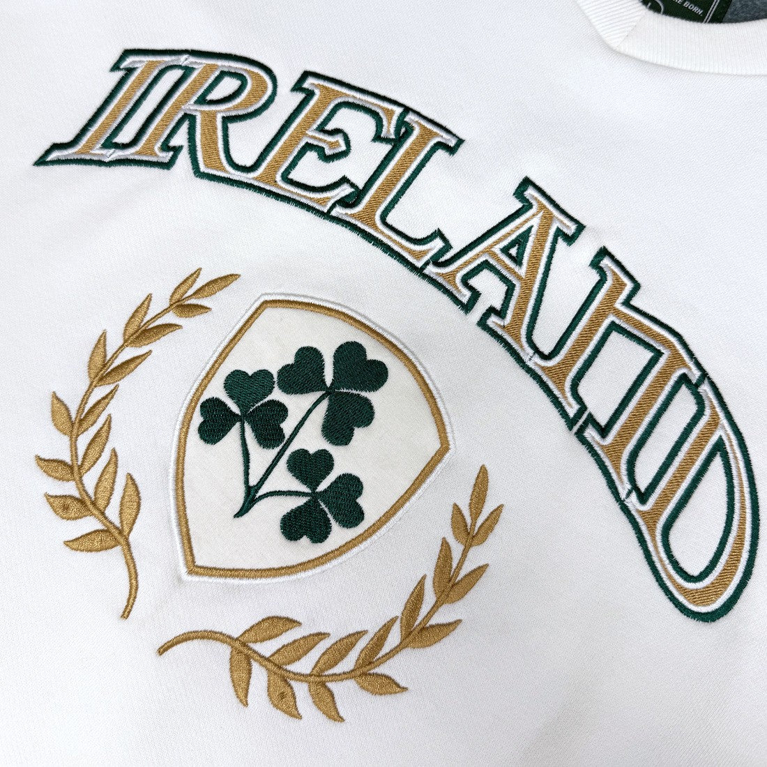 Ireland Crest V-Neck USA Top in Cream & Green