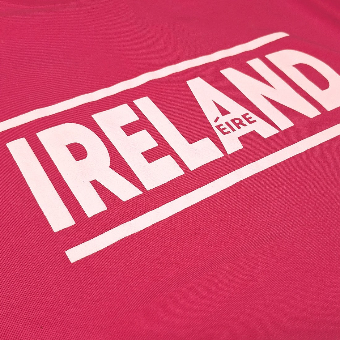 Ireland ‘Ireland Label’ Ladies T-Shirt in Cerise