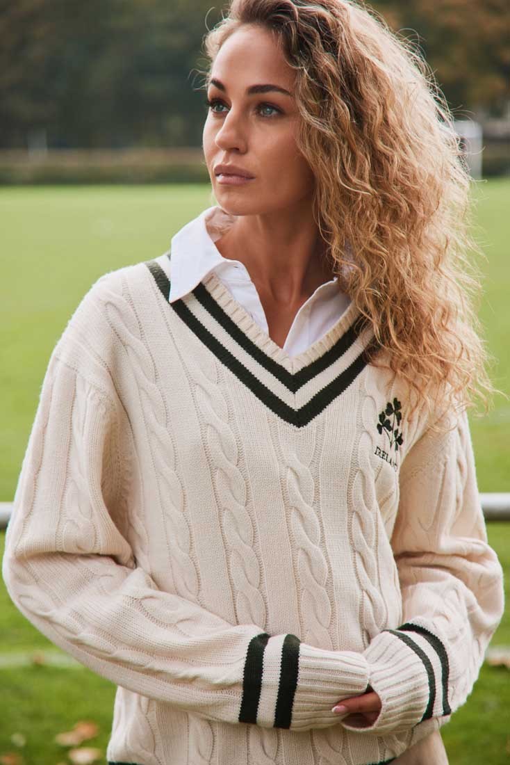 Ireland Shamrock Crest Cable Knit V-Neck Jumper in Cream & Bottle Green