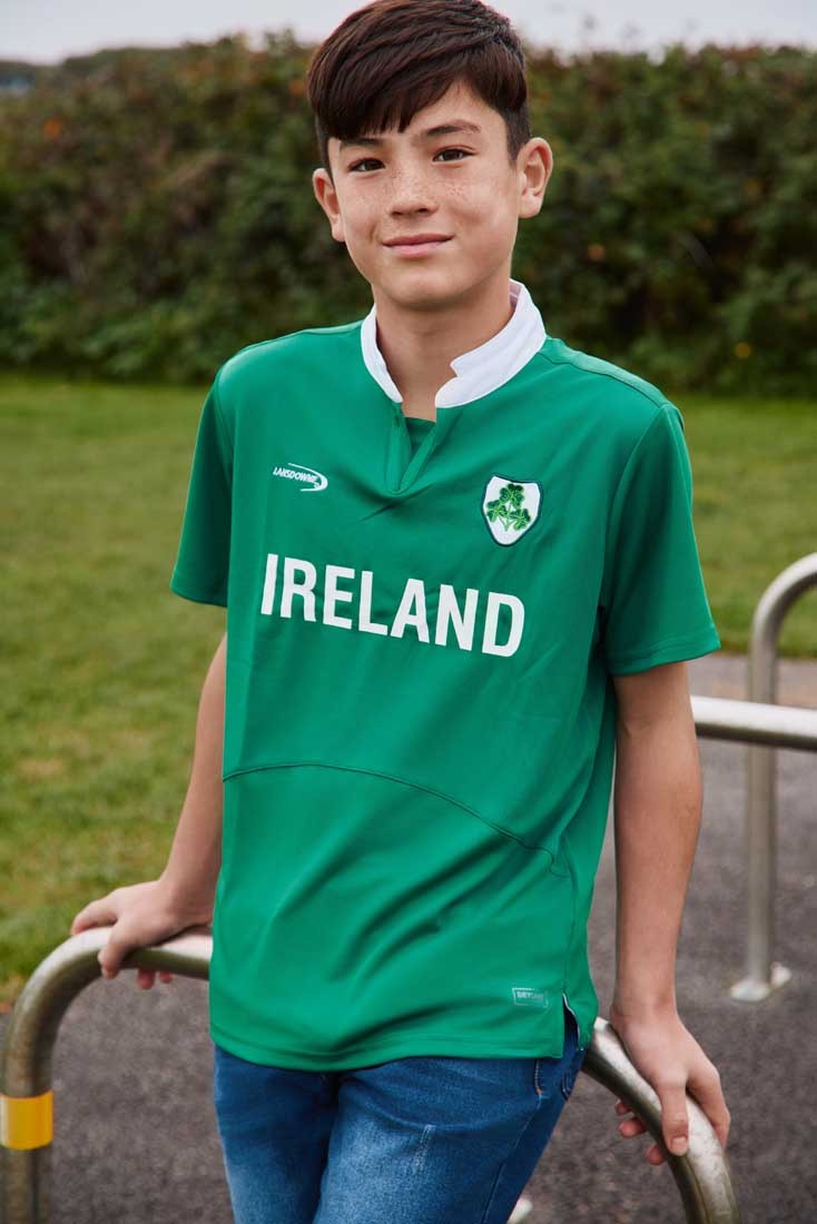 Ireland Shamrock Performance Short Sleeve Kids Rugby Shirt in Green