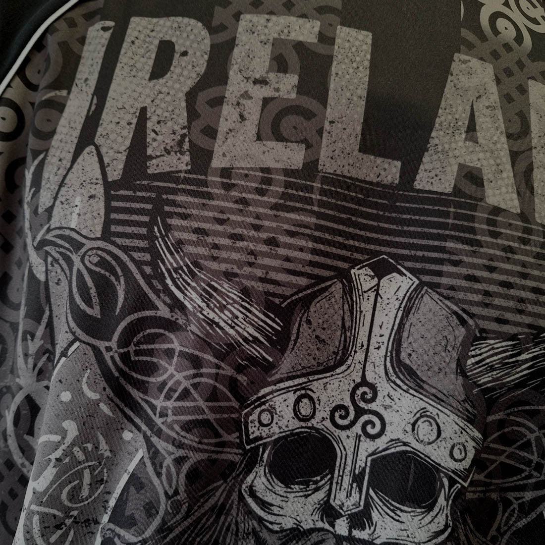 Ireland ‘Viking’ Recycled Performance Top in Black