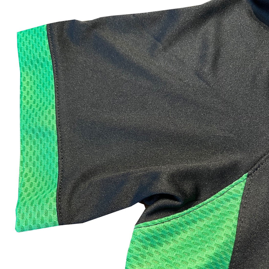 Lansdowne Ireland Performance Polo in Black & Green