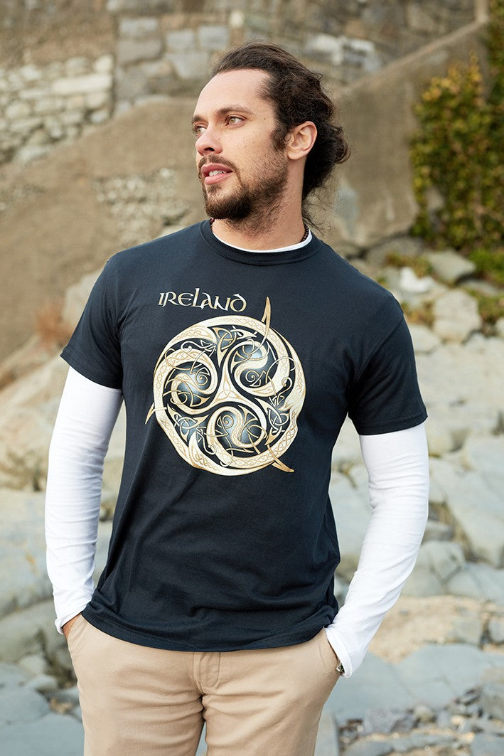 Ireland Celtic Knot Crew Neck T-Shirt in Navy