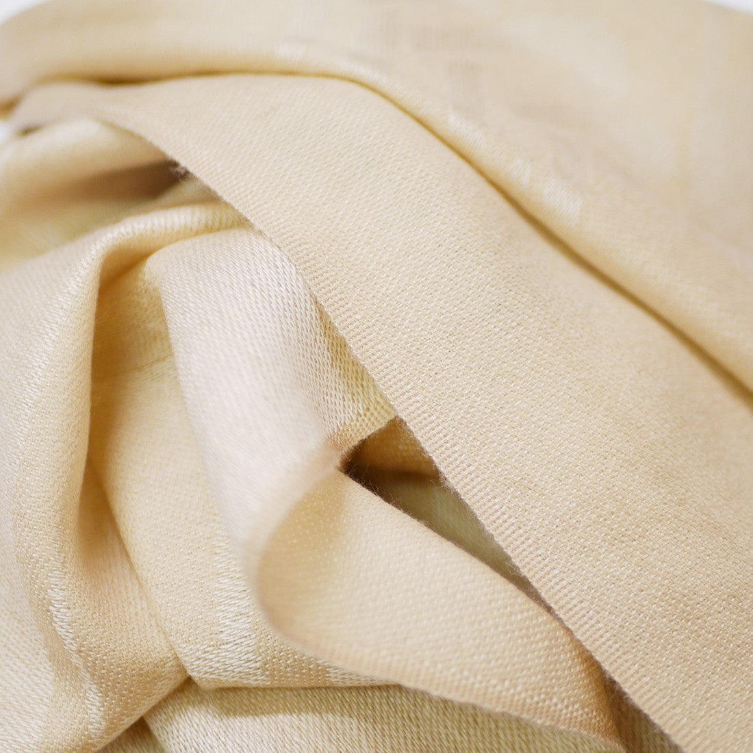 Patrick Francis Ireland White Wool Scarf