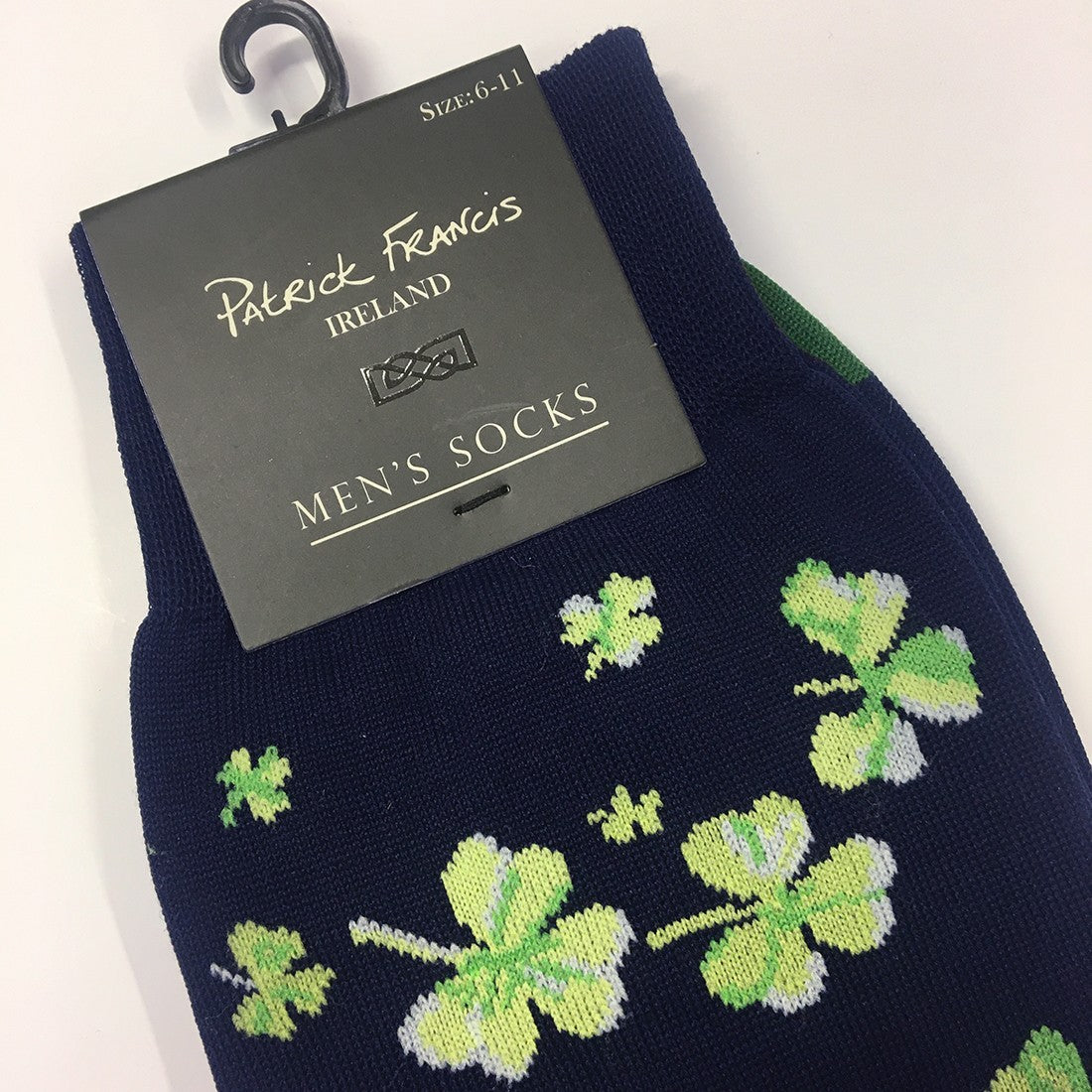Men’s Shamrock Socks in Navy
