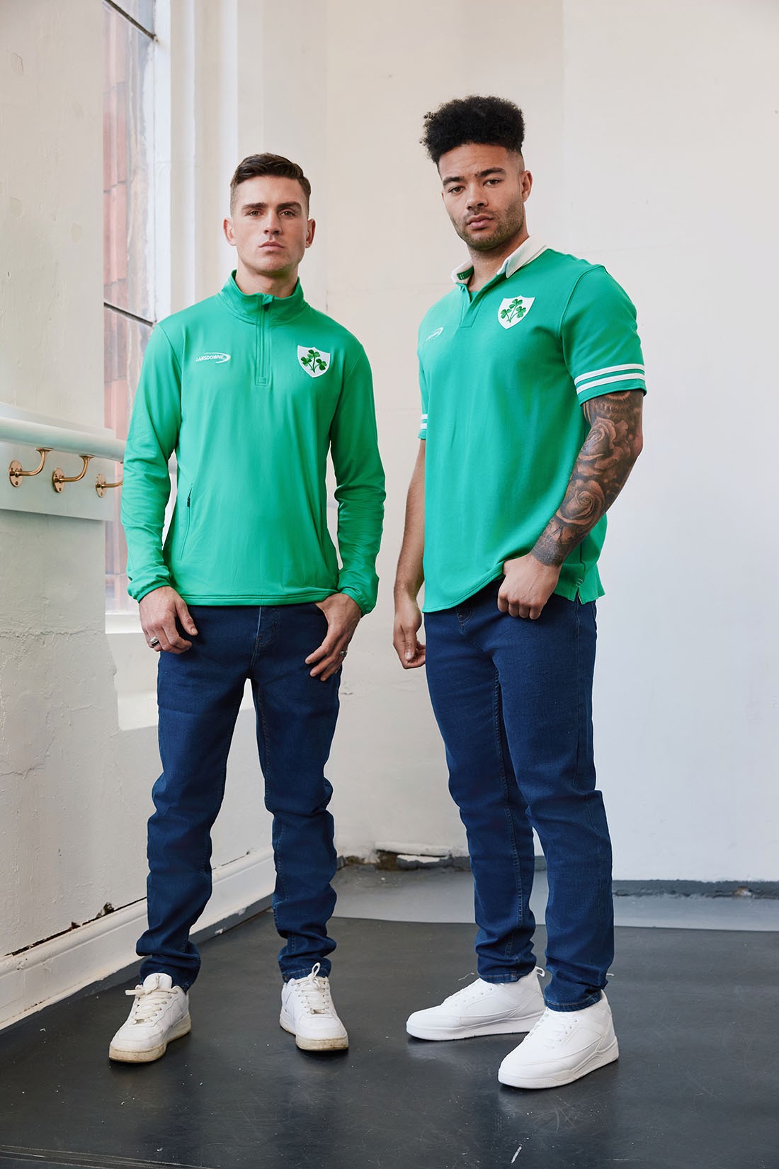 Shamrock Crest Performance 1/4 Zip Top in Island Green