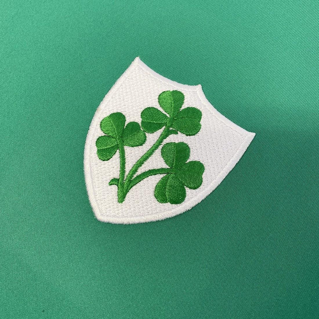 Shamrock Crest Performance Top in Island Green