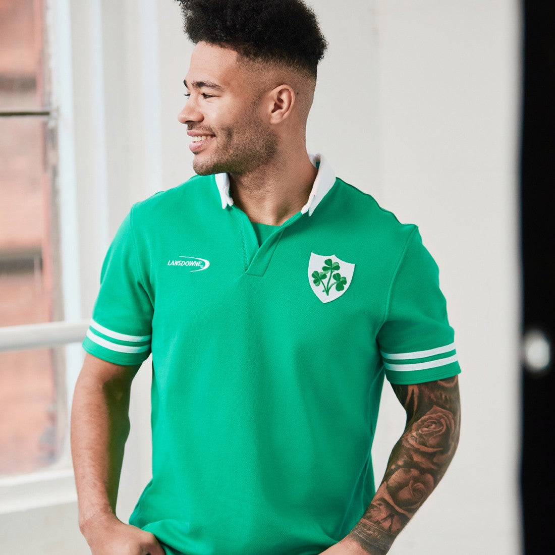 Shamrock Crest Short Sleeve Rugby Shirt in Island Green