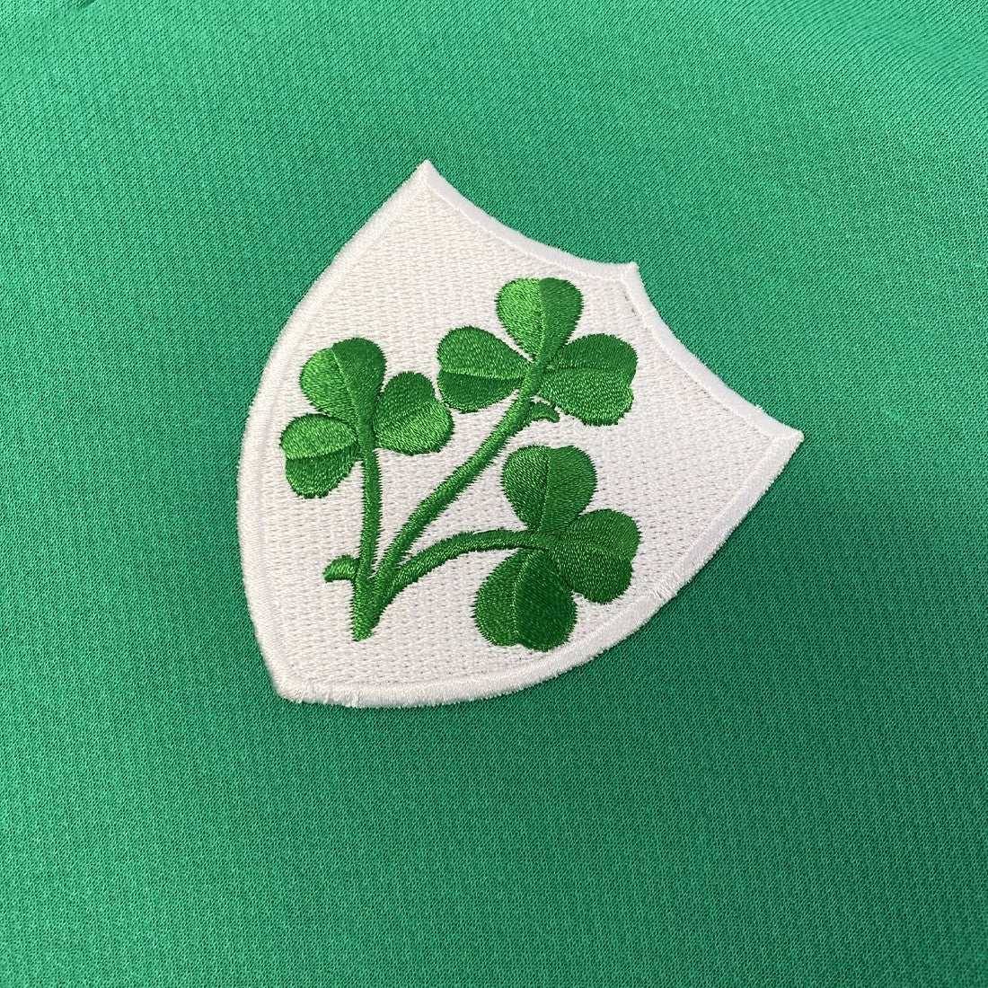 Shamrock Crest Short Sleeve Rugby Shirt in Island Green