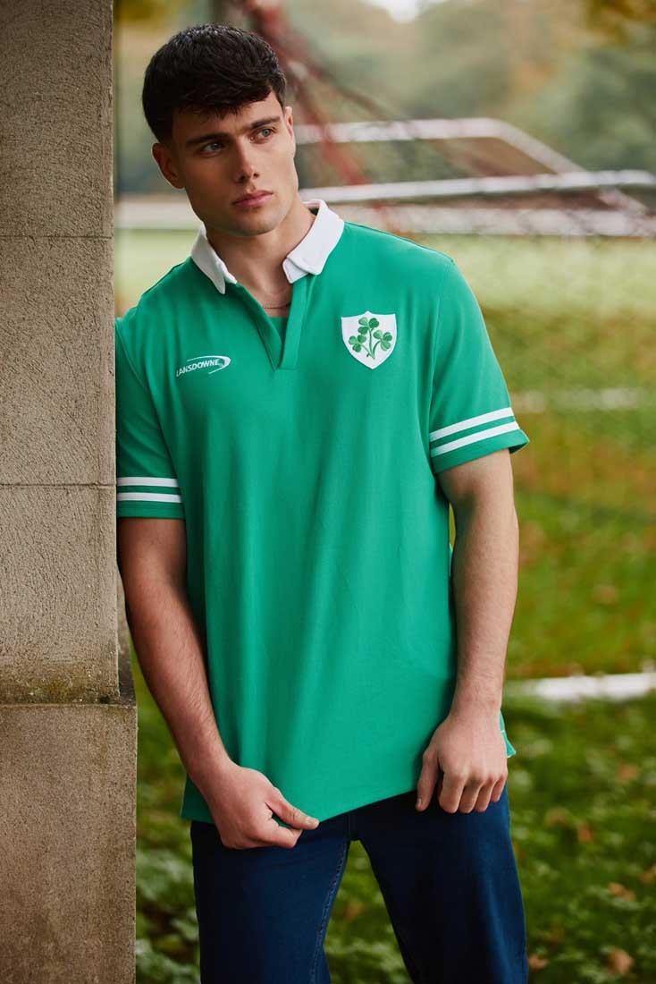 Shamrock Crest Short Sleeve Rugby Shirt in Island Green