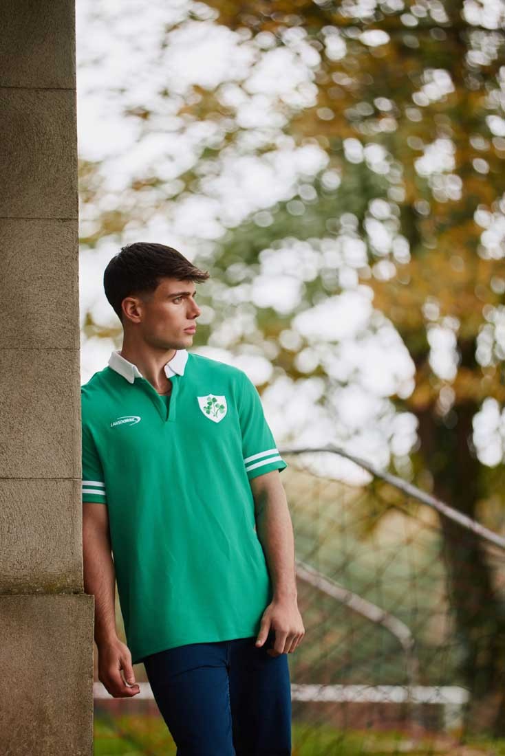 Shamrock Crest Short Sleeve Rugby Shirt in Island Green