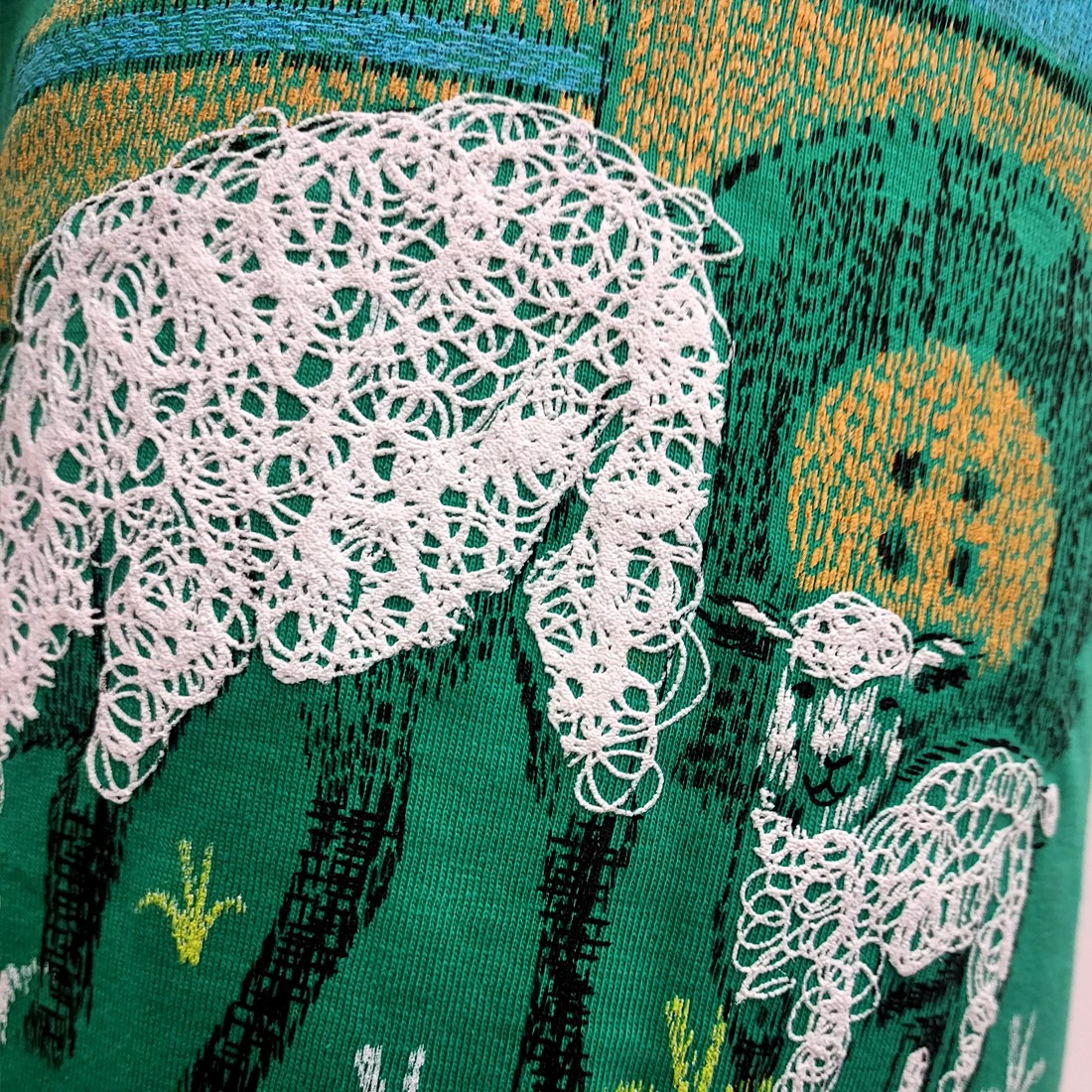 Sheep & Lamb Kids T-shirt in Green